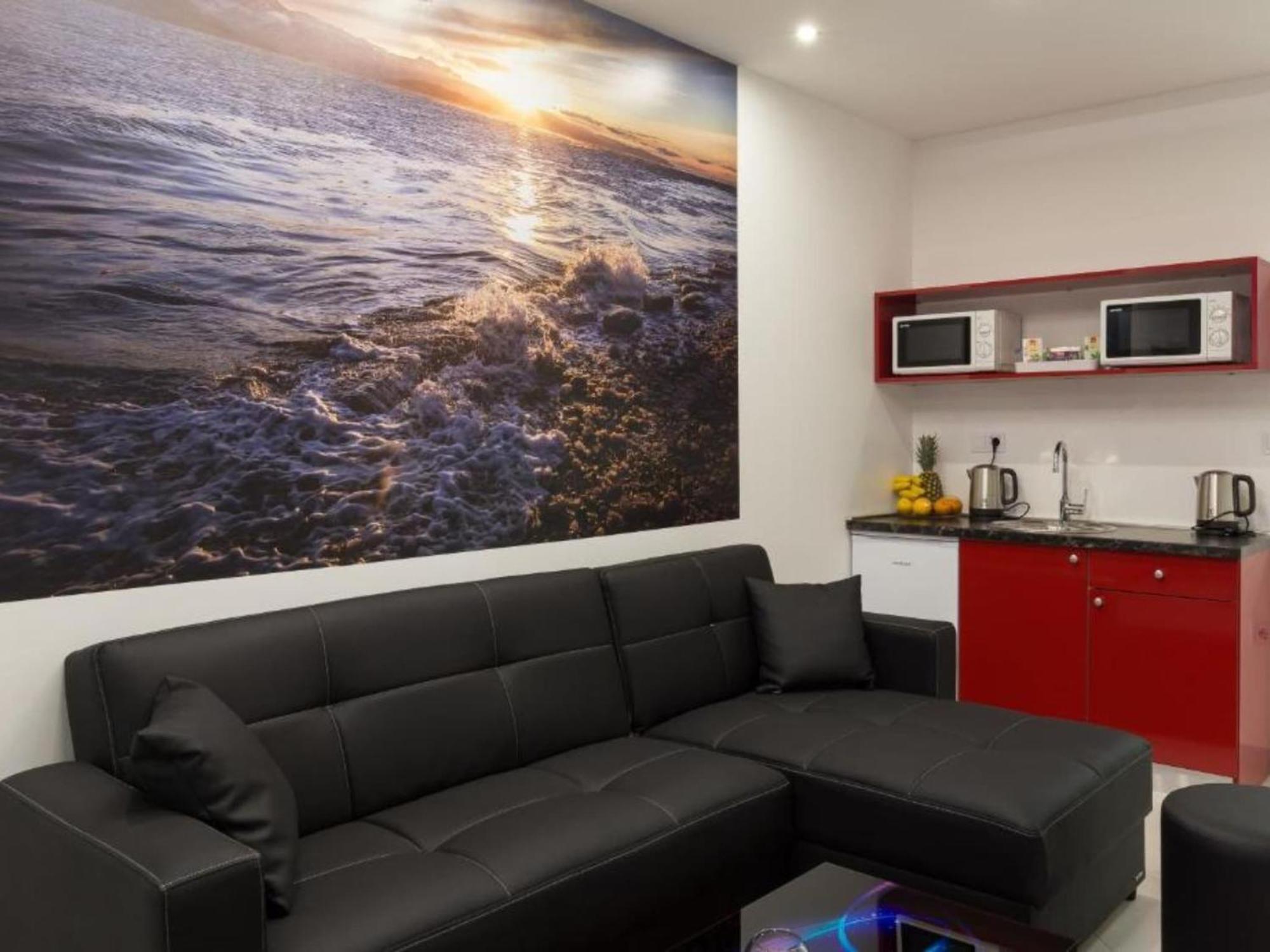 Free Bird - Bed In Four Bed Mixed 3 *