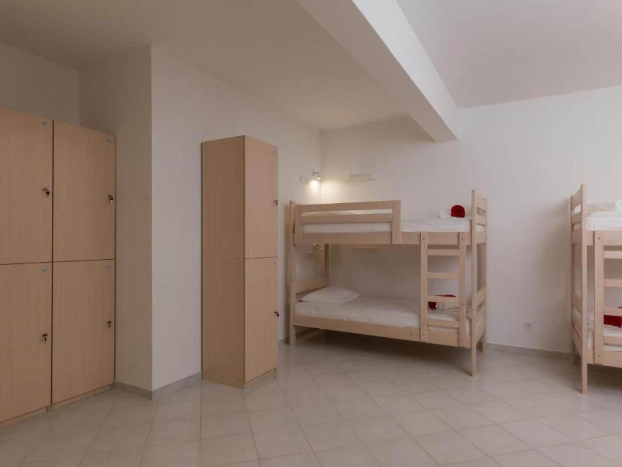 Free Bird - Bed In Four Bed Mixed 3 Holiday home Dubrovnik