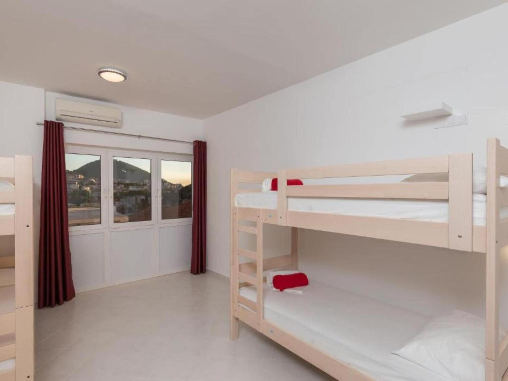 Free Bird - Bed In Four Bed Mixed 3 Dubrovnik